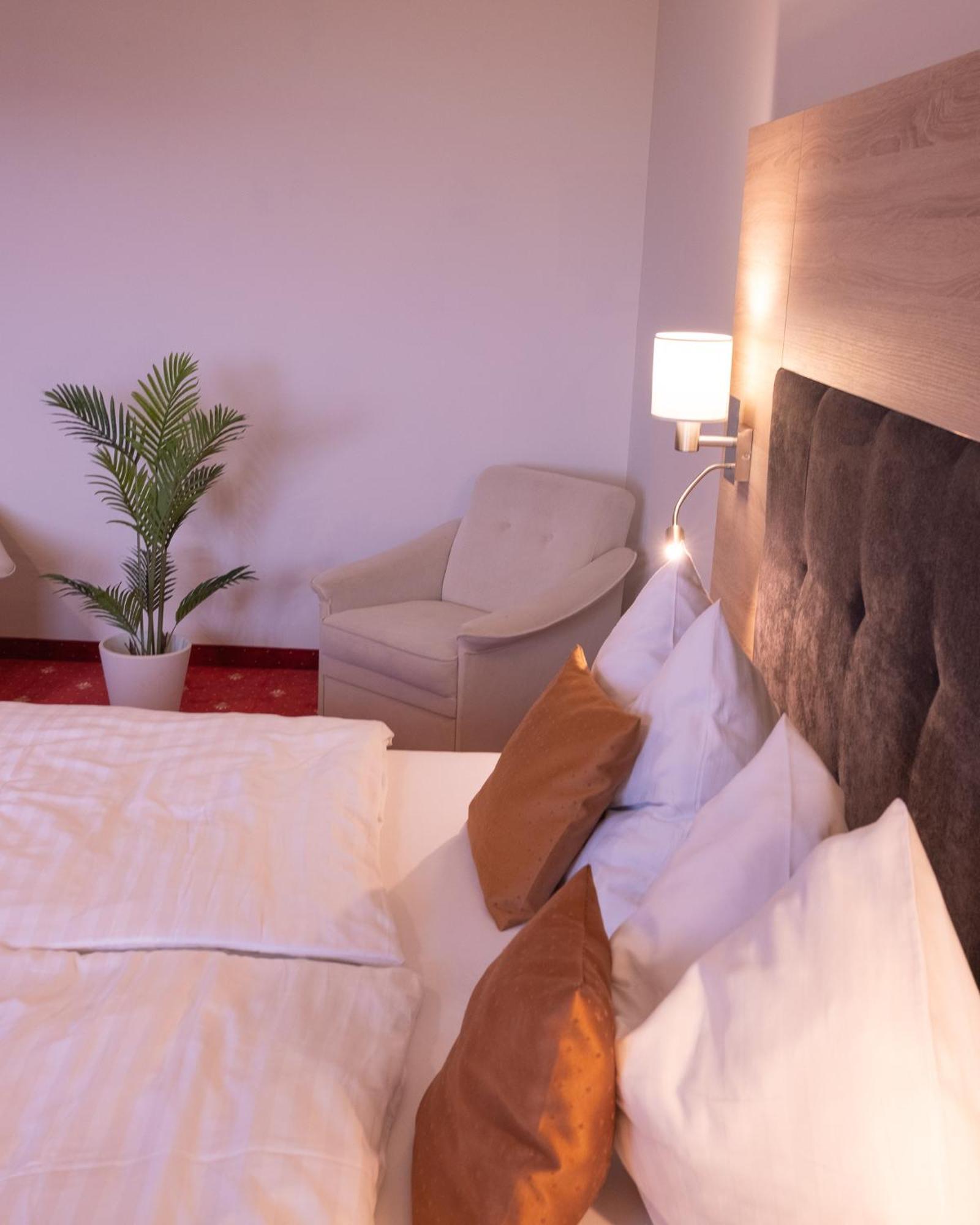 Hotel Am Greiner 拉斯特 外观 照片
